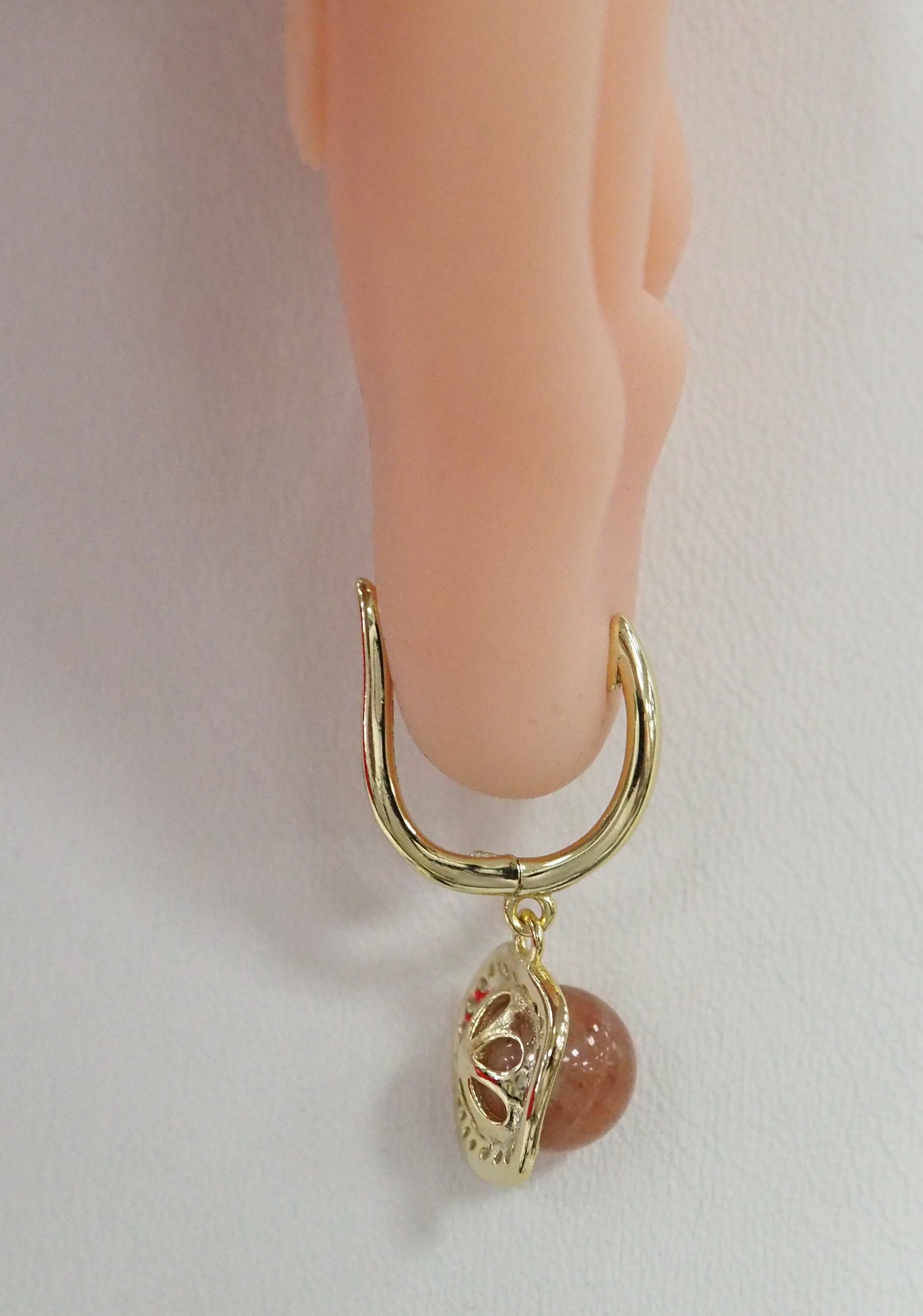 Серебряные серьги с солнечными камнями